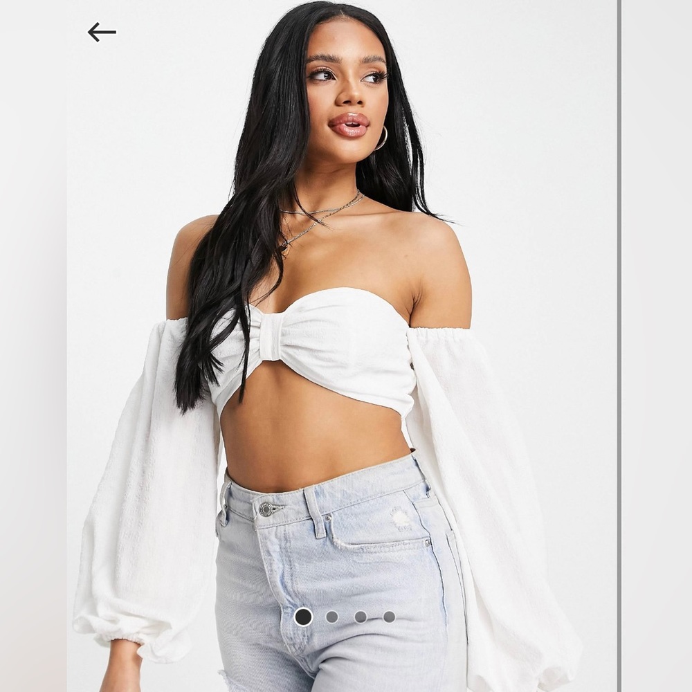 NEW cropped top in white size 4